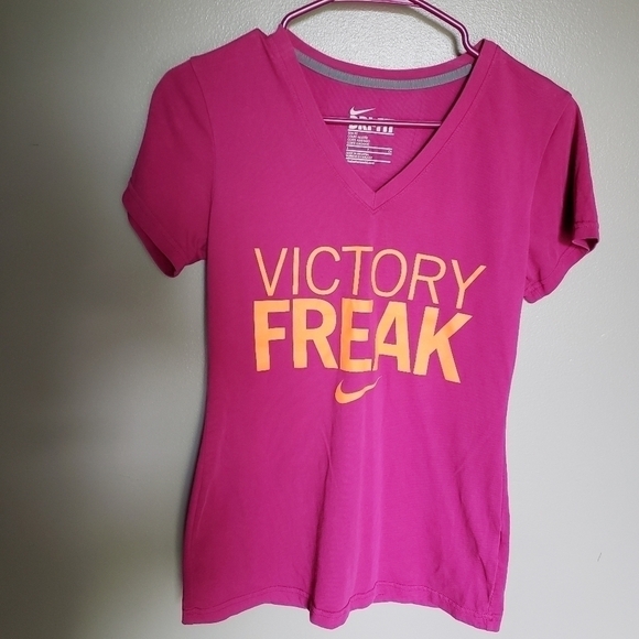 Nike Women's V- Neck Teeshirt - Picture 1 of 4